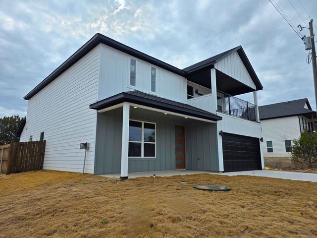 5917 Barkridge Drive, Granbury, TX 76048