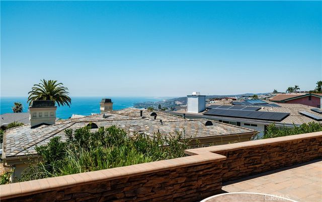 758 Barracuda Way, Laguna Beach, CA 92651