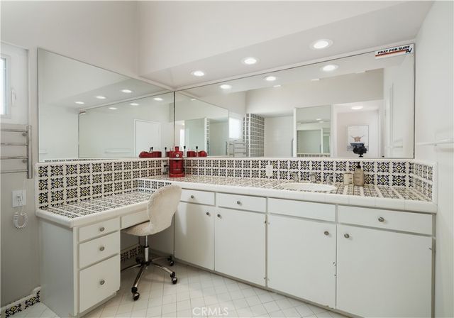 758 Barracuda Way, Laguna Beach, CA 92651