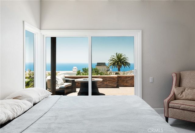 758 Barracuda Way, Laguna Beach, CA 92651