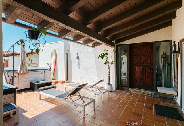 758 Barracuda Way, Laguna Beach, CA 92651