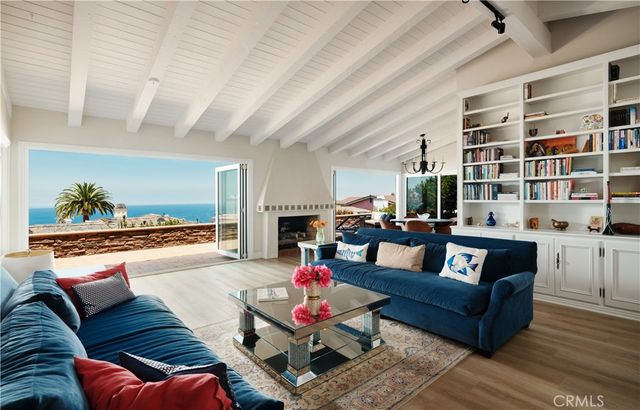 758 Barracuda Way, Laguna Beach, CA 92651