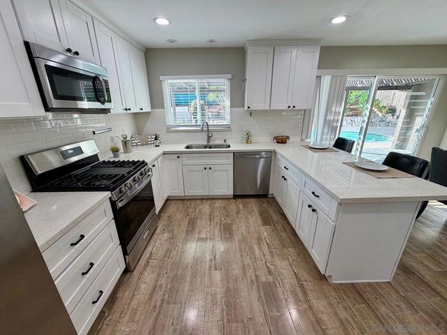 1188 Waxwing Dr., Vista, CA 92083