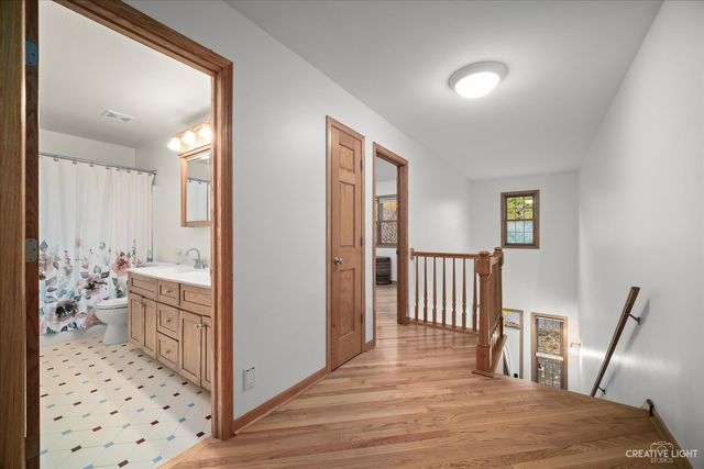 320 N Wright Street, Naperville, IL 60540