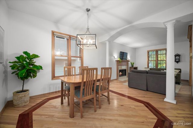320 N Wright Street, Naperville, IL 60540