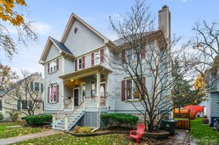 320 N Wright Street, Naperville, IL 60540