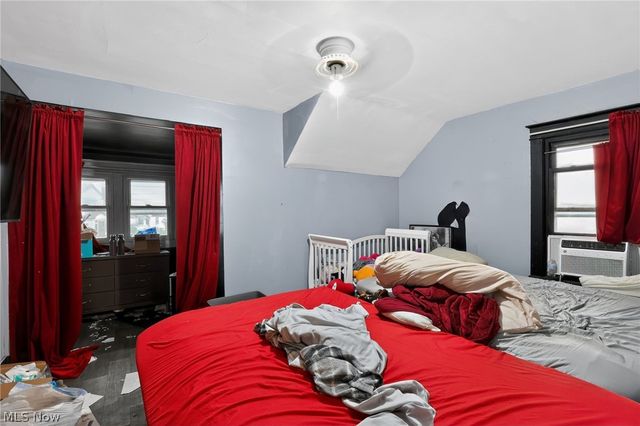 788 Caledonia Street, Youngstown, OH 44502