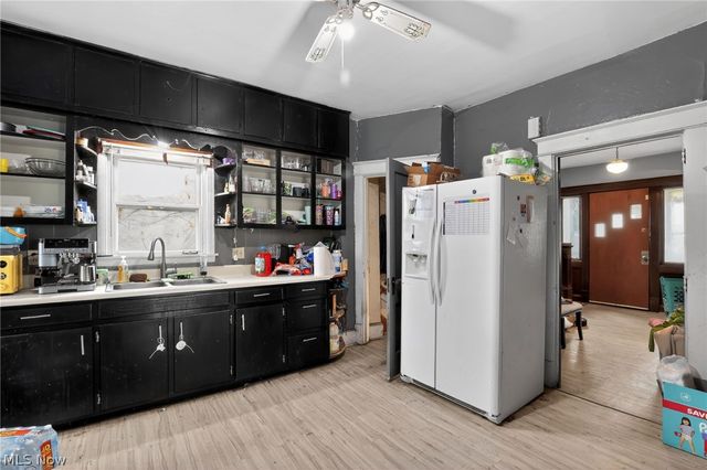 788 Caledonia Street, Youngstown, OH 44502