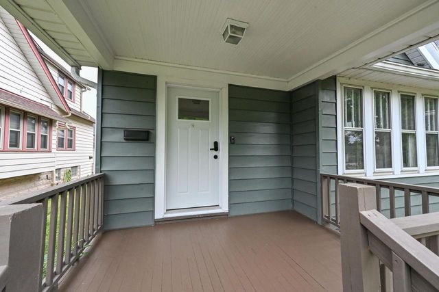 2218 N 56th STREET, Milwaukee, WI 53208
