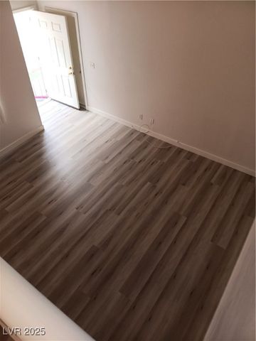 1215 Mews, Las Vegas, NV 89101