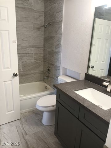 1215 Mews, Las Vegas, NV 89101