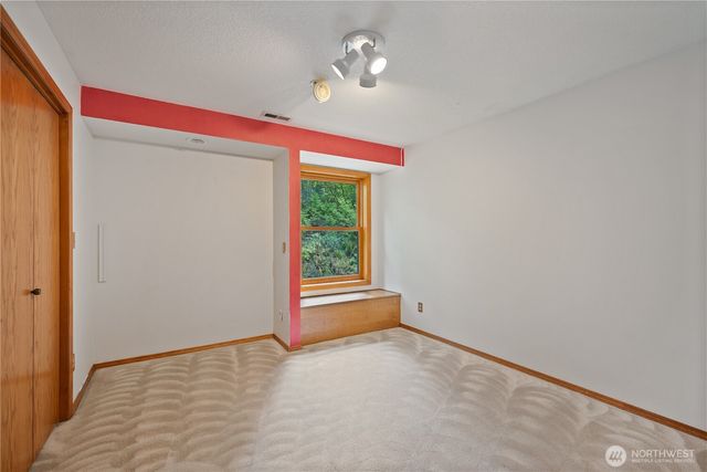 165 Tanglewood Drive, Longview, WA 98632
