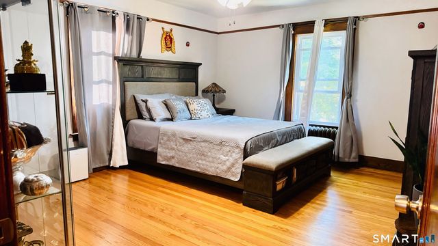 25 Quinnipiac Avenue, North Haven, CT 06473