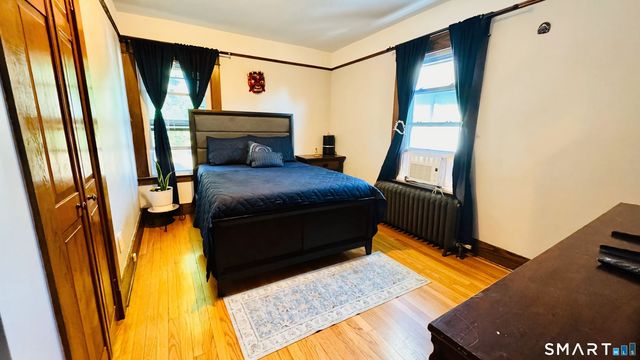 25 Quinnipiac Avenue, North Haven, CT 06473