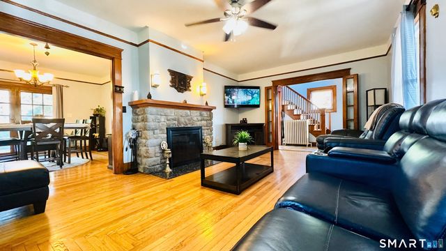 25 Quinnipiac Avenue, North Haven, CT 06473