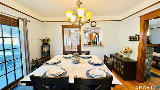 25 Quinnipiac Avenue, North Haven, CT 06473