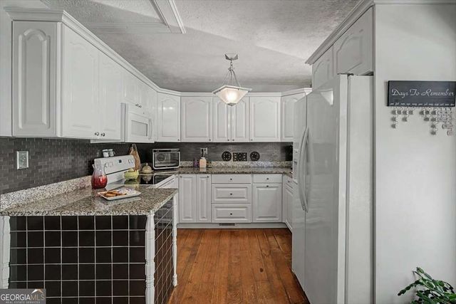 32 Watkins Road, Newnan, GA 30263