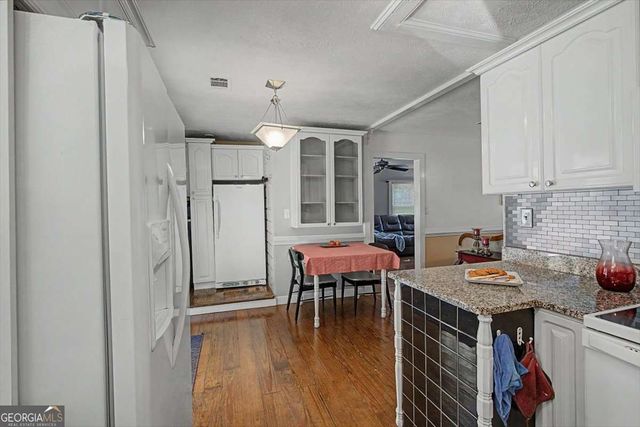 32 Watkins Road, Newnan, GA 30263