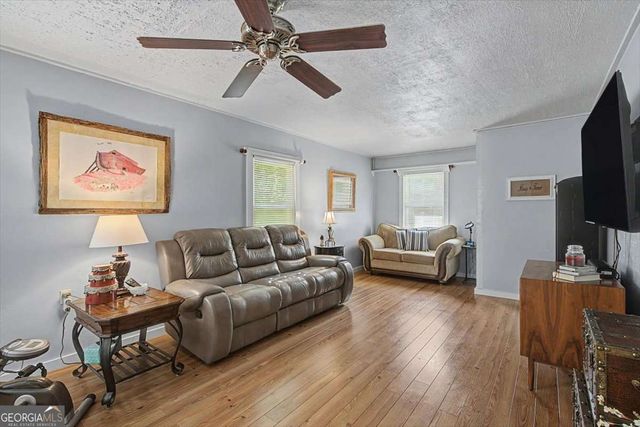 32 Watkins Road, Newnan, GA 30263