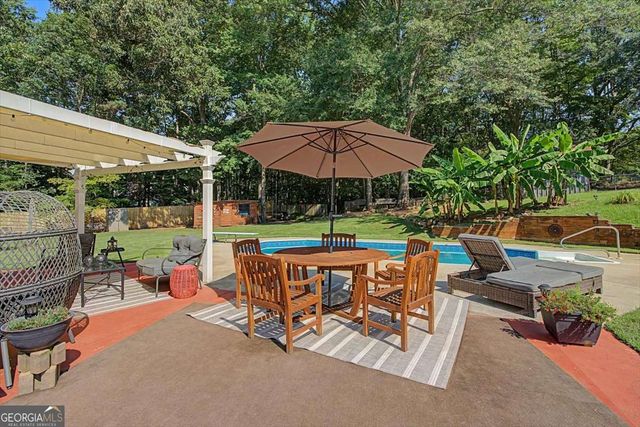 32 Watkins Road, Newnan, GA 30263