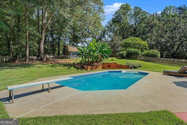 32 Watkins Road, Newnan, GA 30263