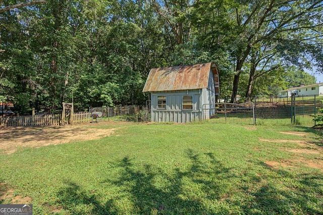32 Watkins Road, Newnan, GA 30263