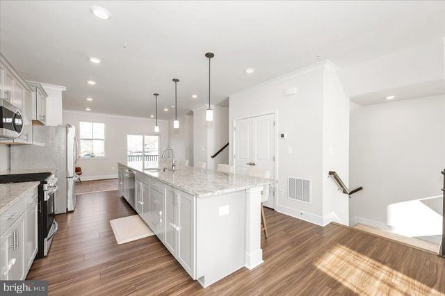 809 TEACHER MITCHELL RD, Glen Burnie, MD 21060