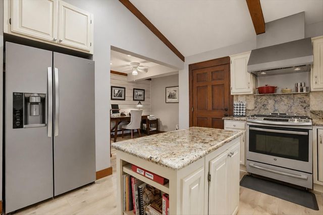 13146 Lake Wildwood Dr, Penn Valley, CA 95946