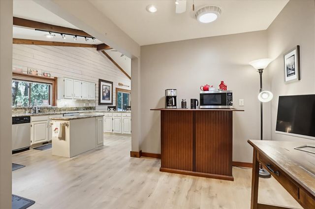 13146 Lake Wildwood Dr, Penn Valley, CA 95946