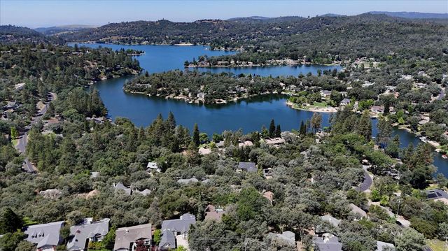 13146 Lake Wildwood Dr, Penn Valley, CA 95946