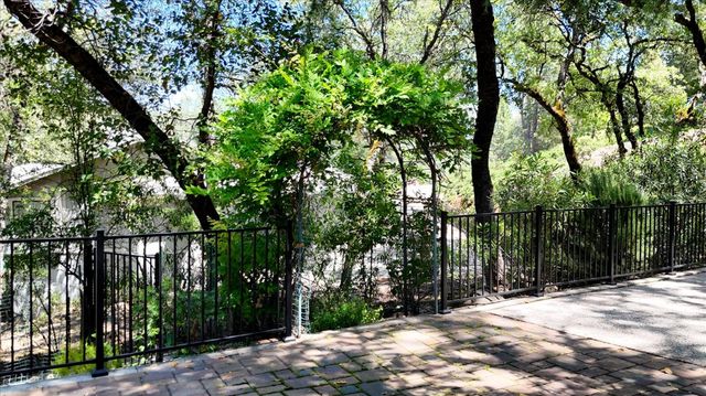 13146 Lake Wildwood Dr, Penn Valley, CA 95946