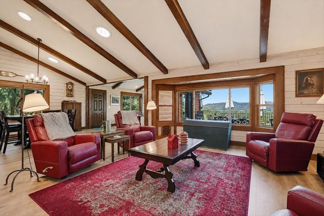 13146 Lake Wildwood Dr, Penn Valley, CA 95946
