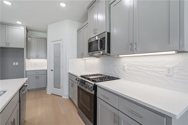 7004 SW Orange Avenue, Bentonville, AR 72713