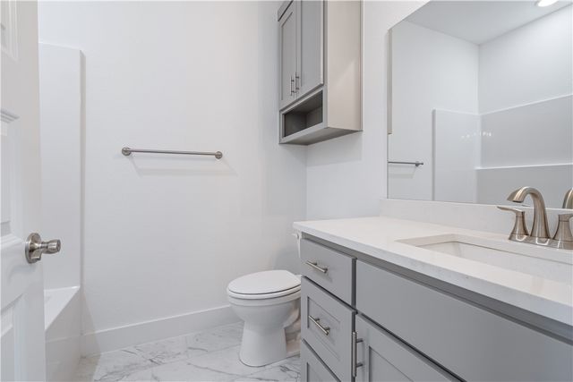 7004 SW Orange Avenue, Bentonville, AR 72713