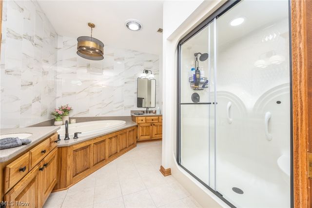 1602 Glendale Road 3, Marietta, OH 45750