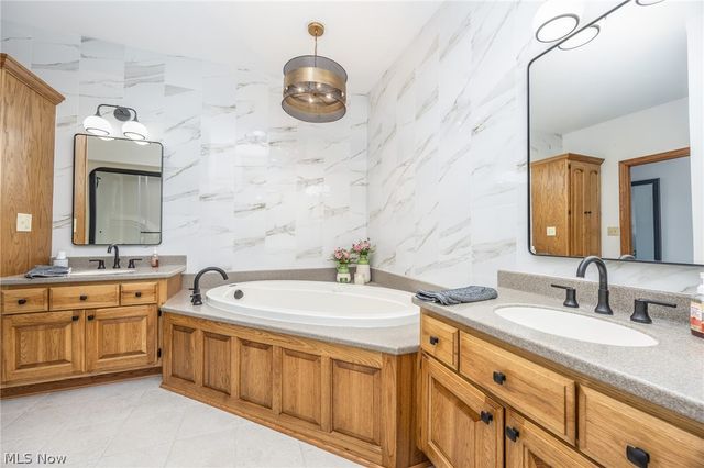 1602 Glendale Road 3, Marietta, OH 45750