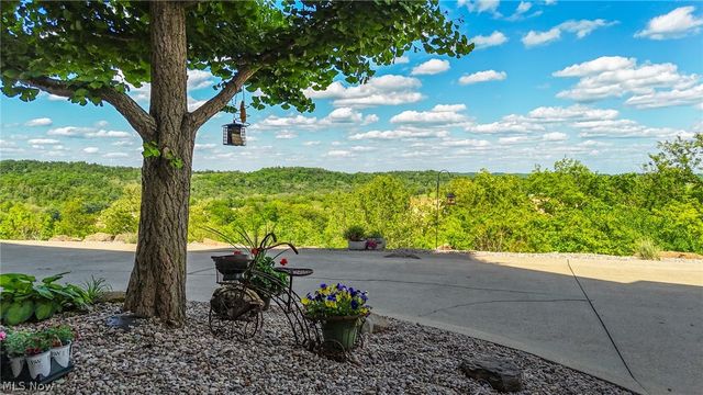 1602 Glendale Road 3, Marietta, OH 45750