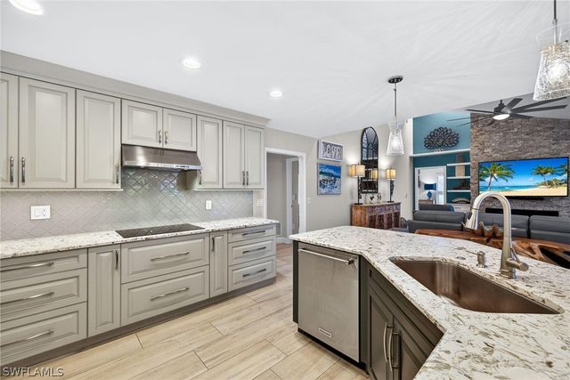 4348 Mourning Dove DR, Naples, FL 34119