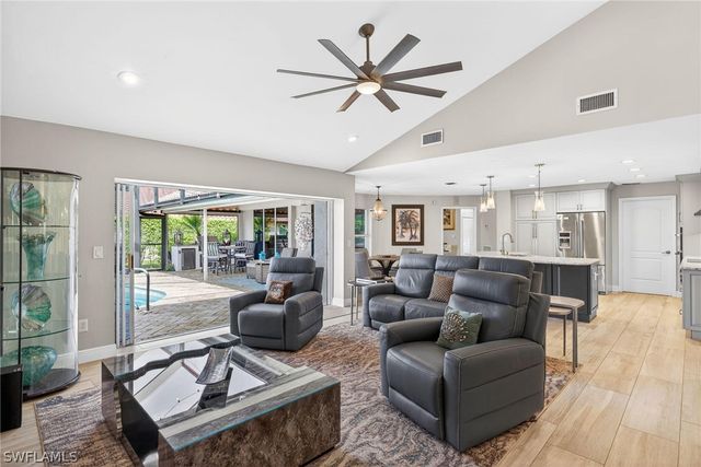 4348 Mourning Dove DR, Naples, FL 34119