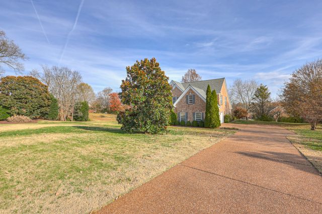 6331 Williams Grove Dr, Brentwood, TN 37027