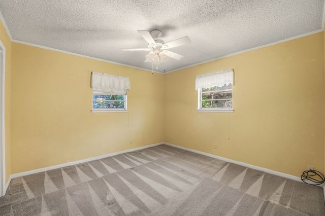 915 N Charlotte Avenue, Stephenville, TX 76401