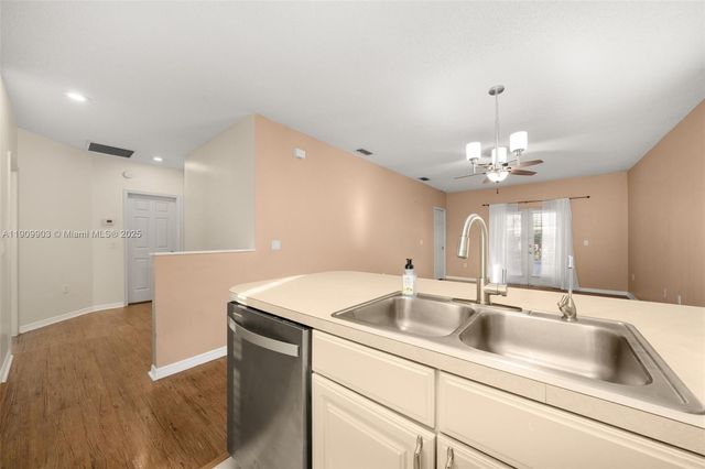 4206 Dunn Avenue, Sebring, FL 33875