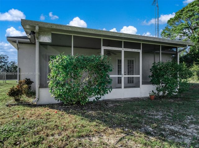 4206 Dunn Avenue, Sebring, FL 33875
