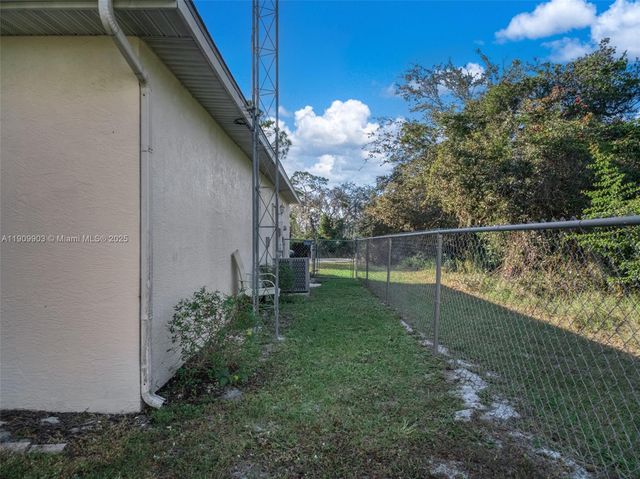 4206 Dunn Avenue, Sebring, FL 33875