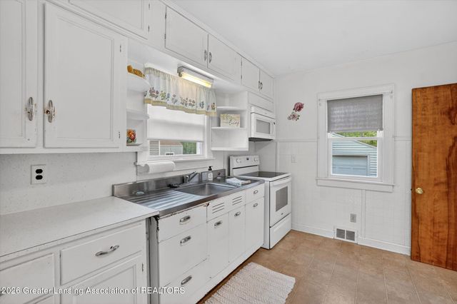 501 High Street, Williamston, MI 48895