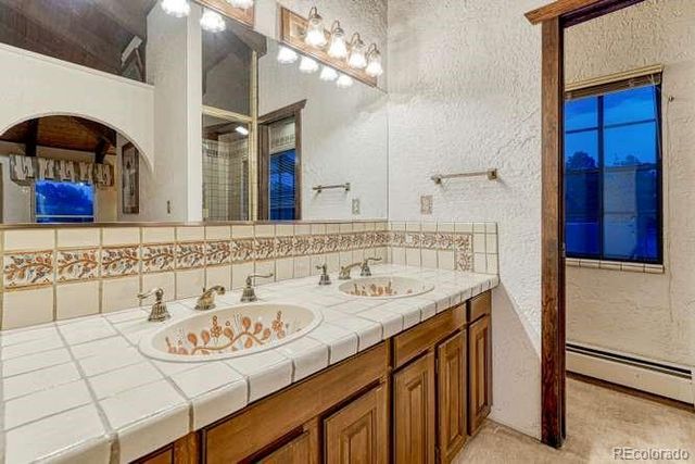 7427 S Richfield Street, Foxfield, CO 80016