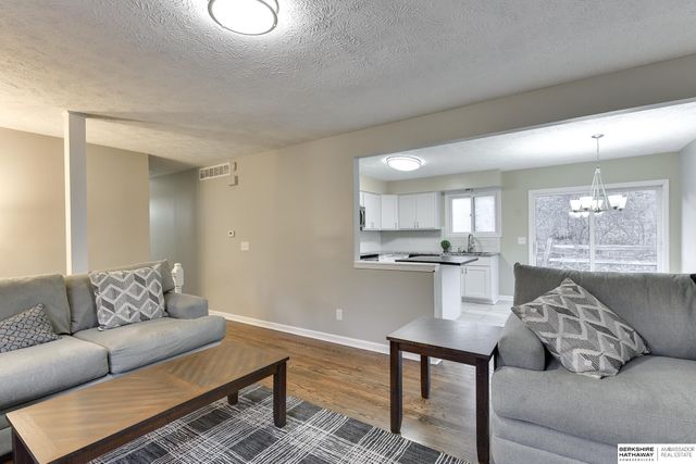 618 Margaret Lane, Plattsmouth, NE 68048