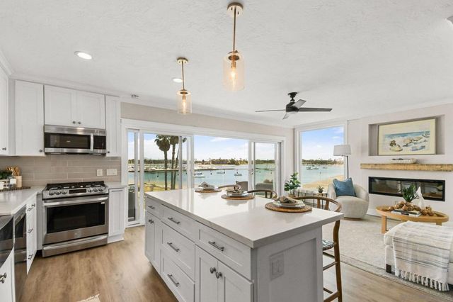 3500 Bayside 3C, San Diego, CA 92109
