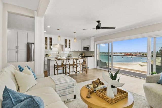 3500 Bayside 3C, San Diego, CA 92109