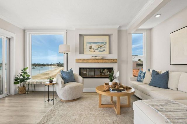 3500 Bayside 3C, San Diego, CA 92109